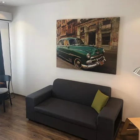Ultra-central Cozy Flat, Steps From Everything * Kolozsvár