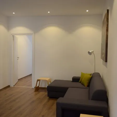 Ultra-central Cozy Flat, Steps From Everything