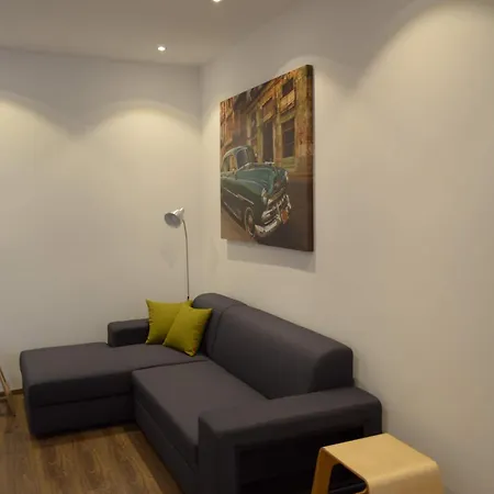 Ultra-central Cozy Flat, Steps From Everything Kolozsvár